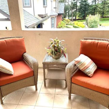 Private Master Suite With Sauna And Bathtub Fair Oaks Exteriör bild