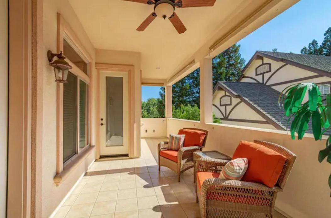Private Master Suite With Sauna And Bathtub Fair Oaks Exteriör bild